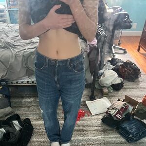 Old Navy Women's Straight Leg Jeans in Deep Blue